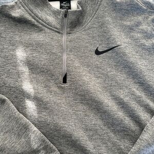 Nike Men’s 1/4 Zip Pullover Sixe 4X Tall